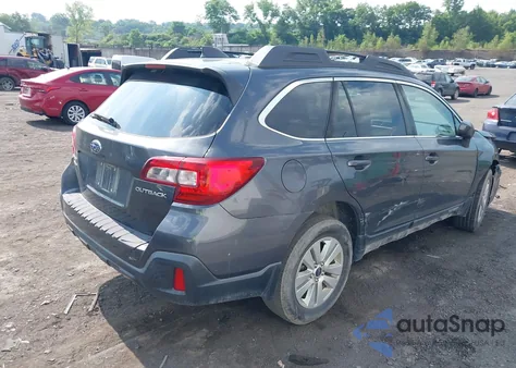 2018 Subaru Outback 2.5I Premium z USA, uszkodzony, nr VIN 4S4BSACC7J3394431